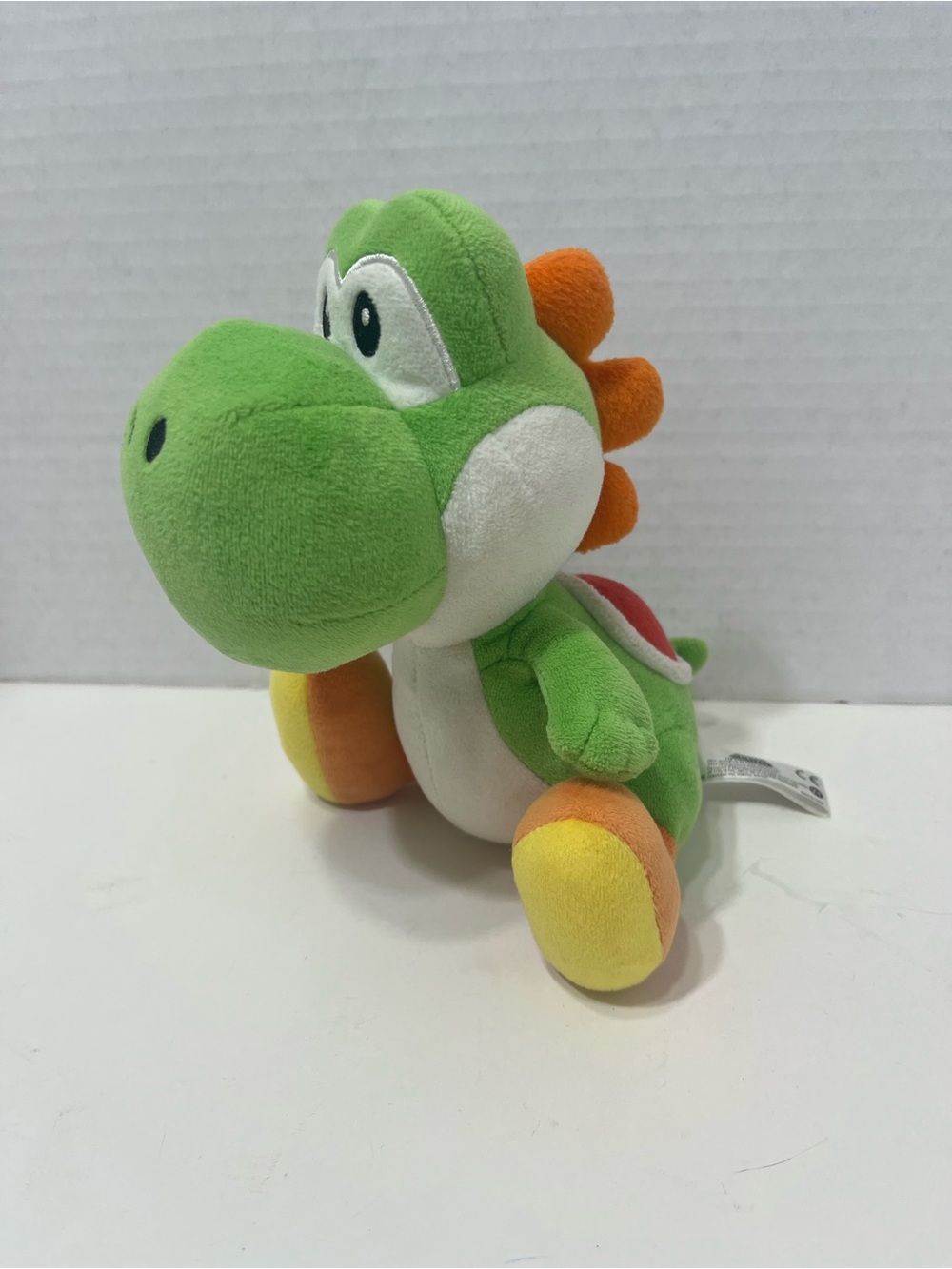SUPER MARIO BROS Yoshi 8” plush stuffed animal toy doll Nintendo